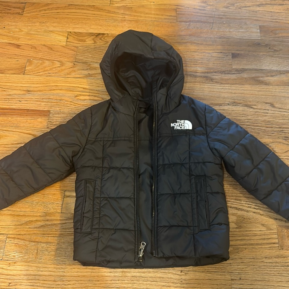 Boys Northface puffer Jacket size XS